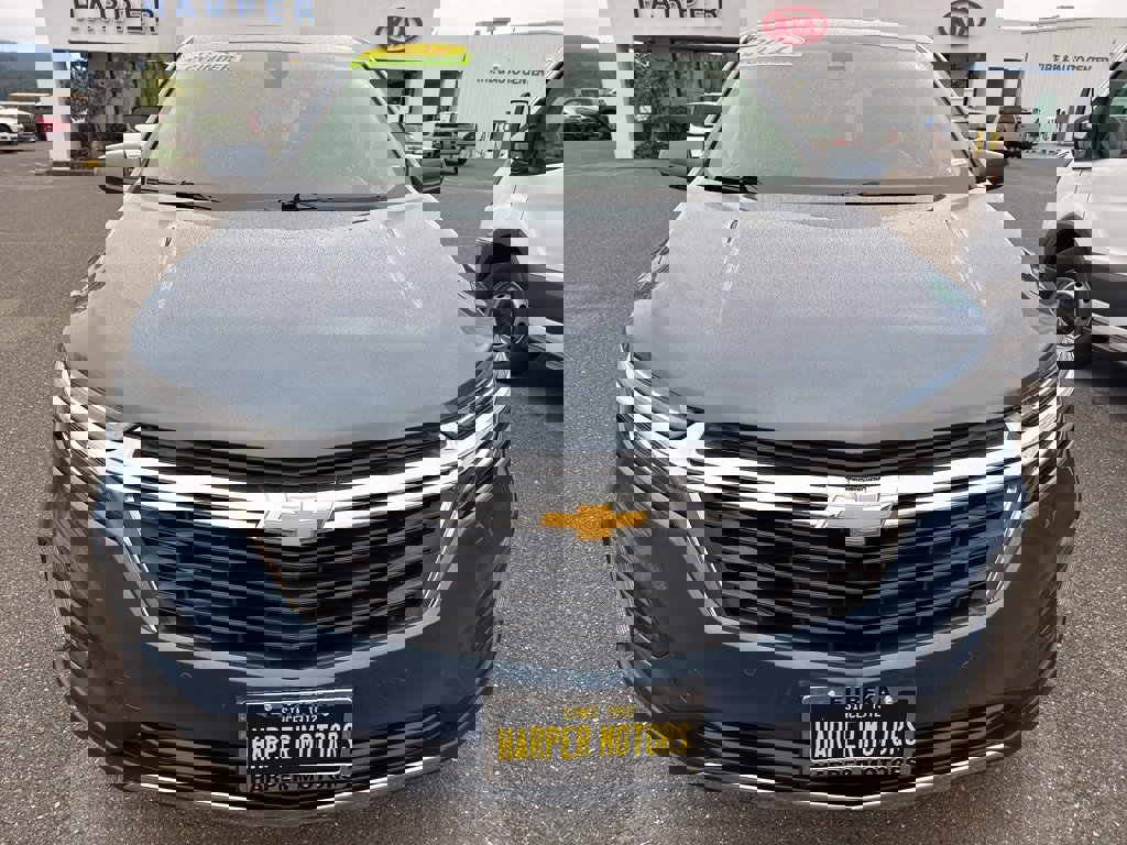 Used 2024 Chevrolet Equinox LT image 2