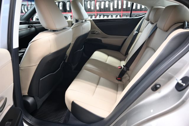 Used 2021 Lexus ES 250 w/ Premium Package AWD/4WD image 12