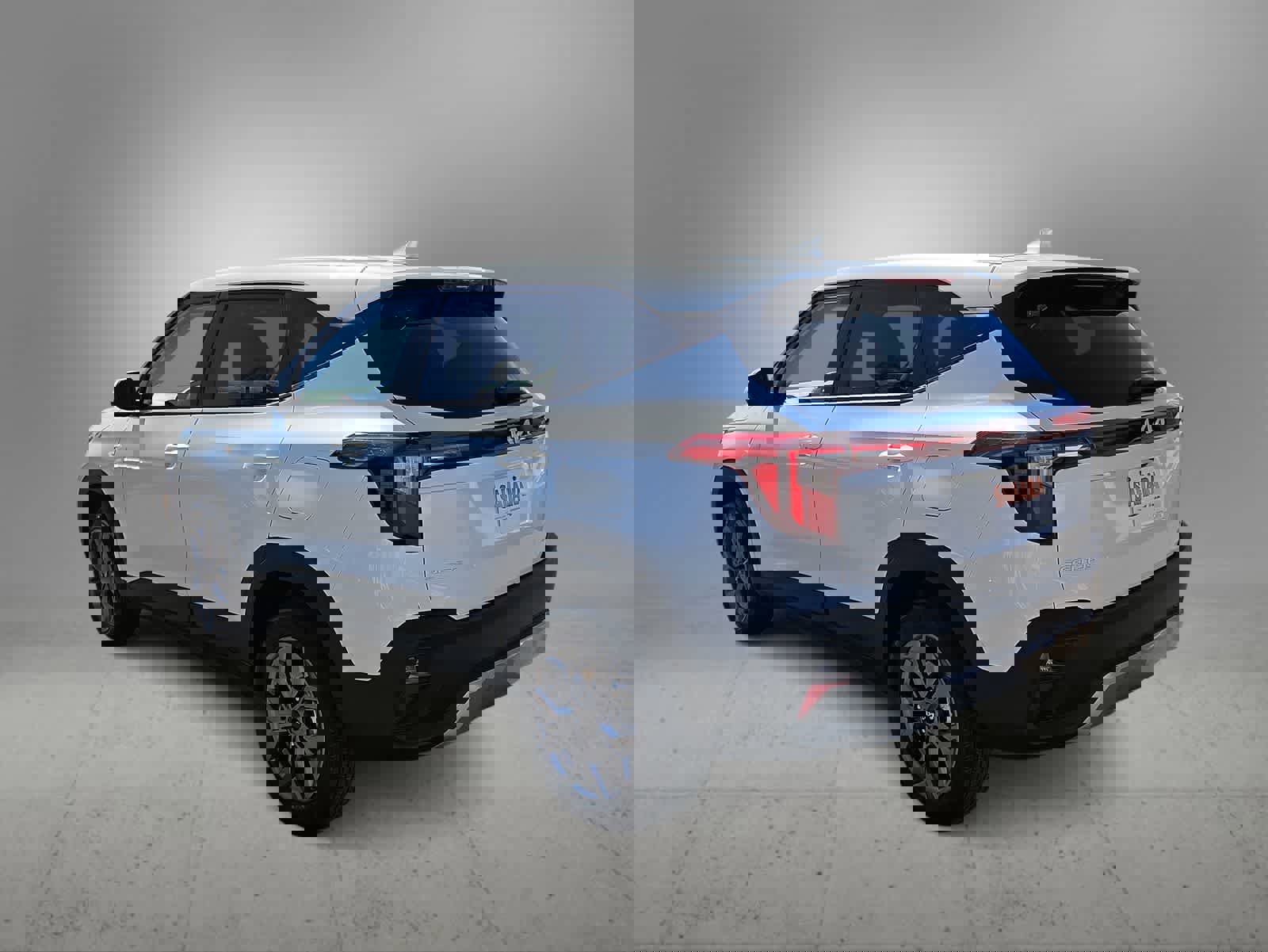 Used 2024 Kia Seltos LX image 8