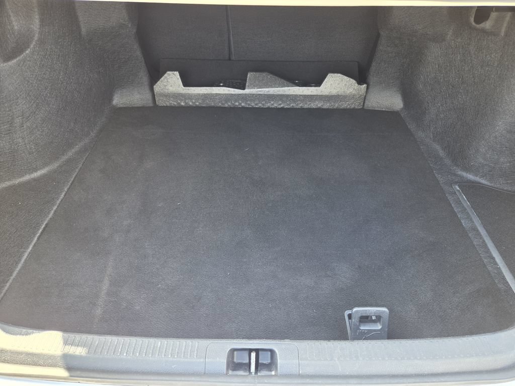 Used 2025 Toyota Camry LE FWD image 29