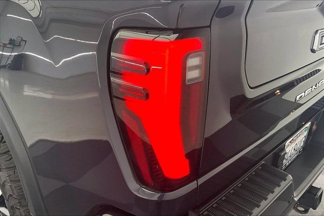 Used 2024 GMC Sierra 2500 Denali Ultimate AWD/4WD image 29