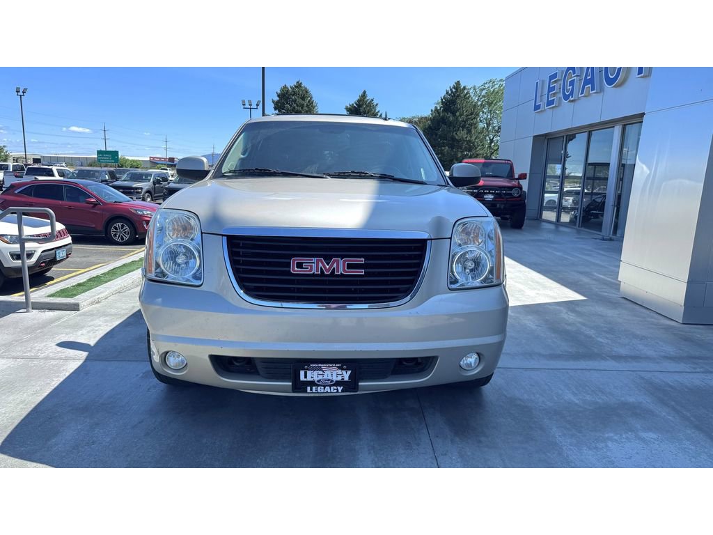 Used 2013 GMC Yukon XL SLT image 2