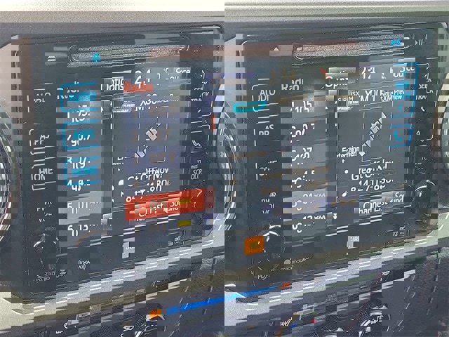 Used 2018 Toyota Tacoma TRD Off-Road image 15