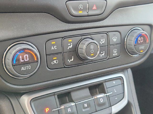 Certified 2024 GMC Terrain SLT AWD/4WD image 22