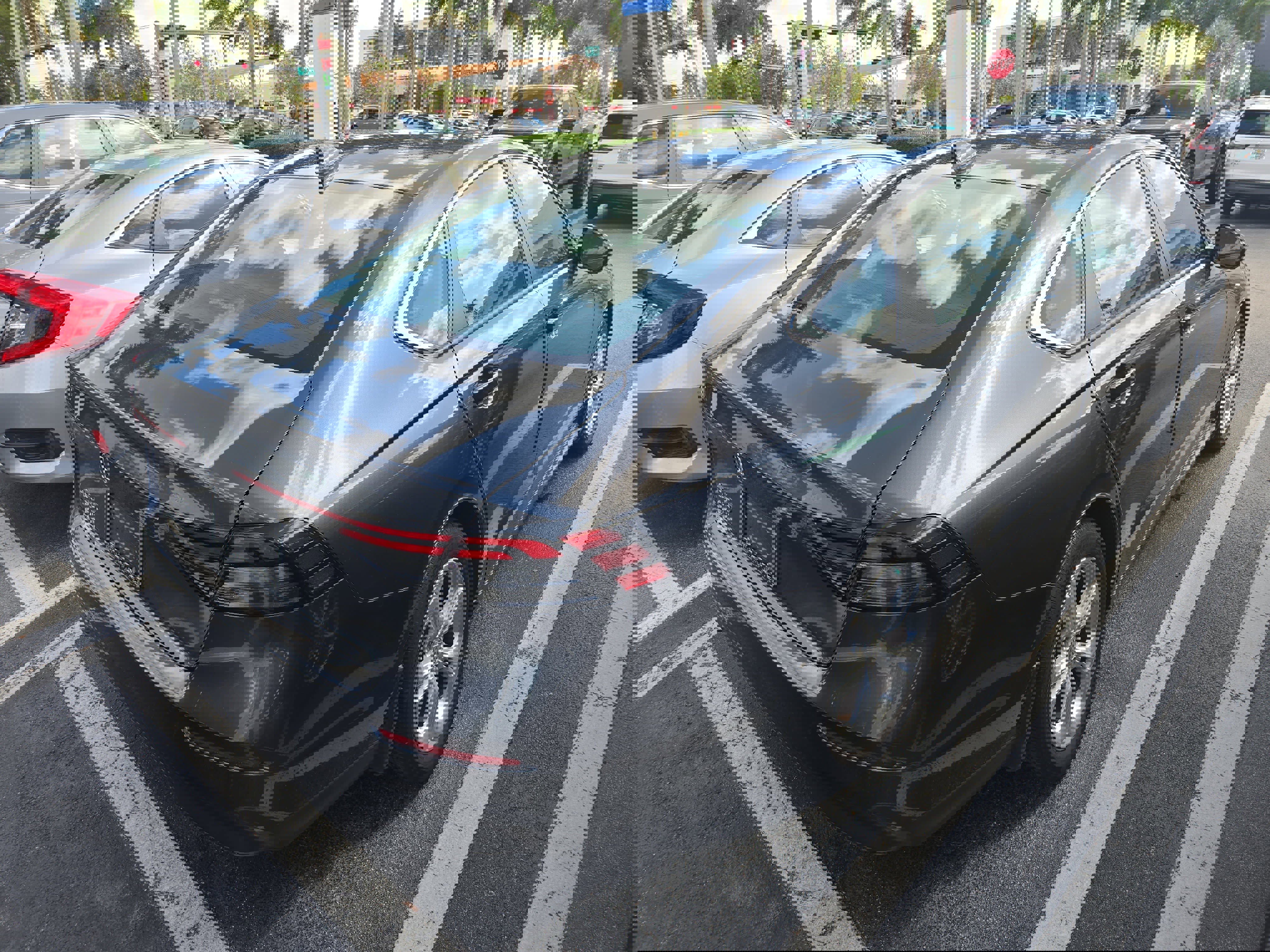 Certified 2023 Honda Accord LX image 5