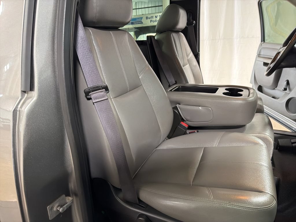 Used 2014 Chevrolet Silverado 2500 W/T AWD/4WD image 18