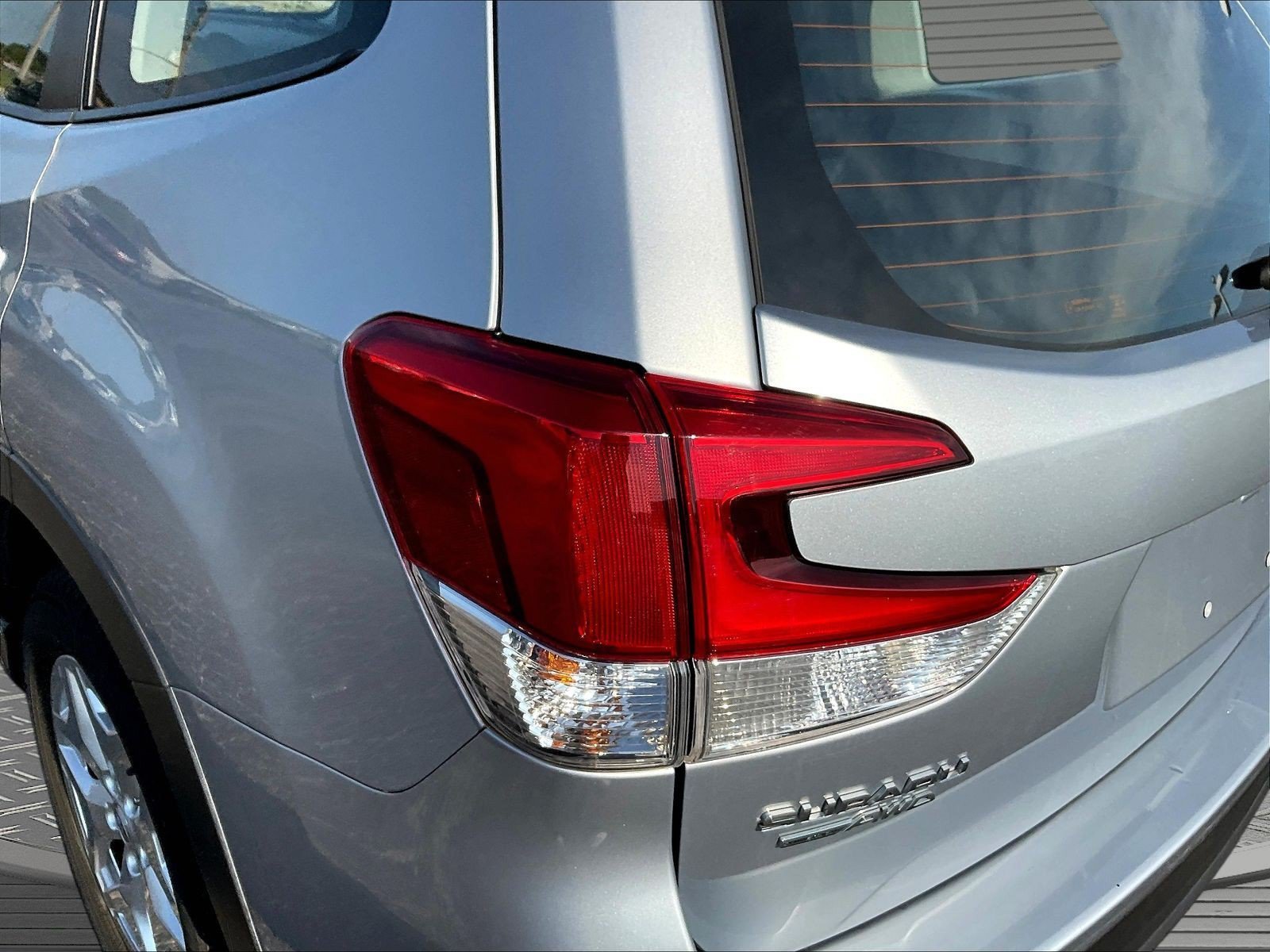 Used 2021 Subaru Forester AWD/4WD image 21