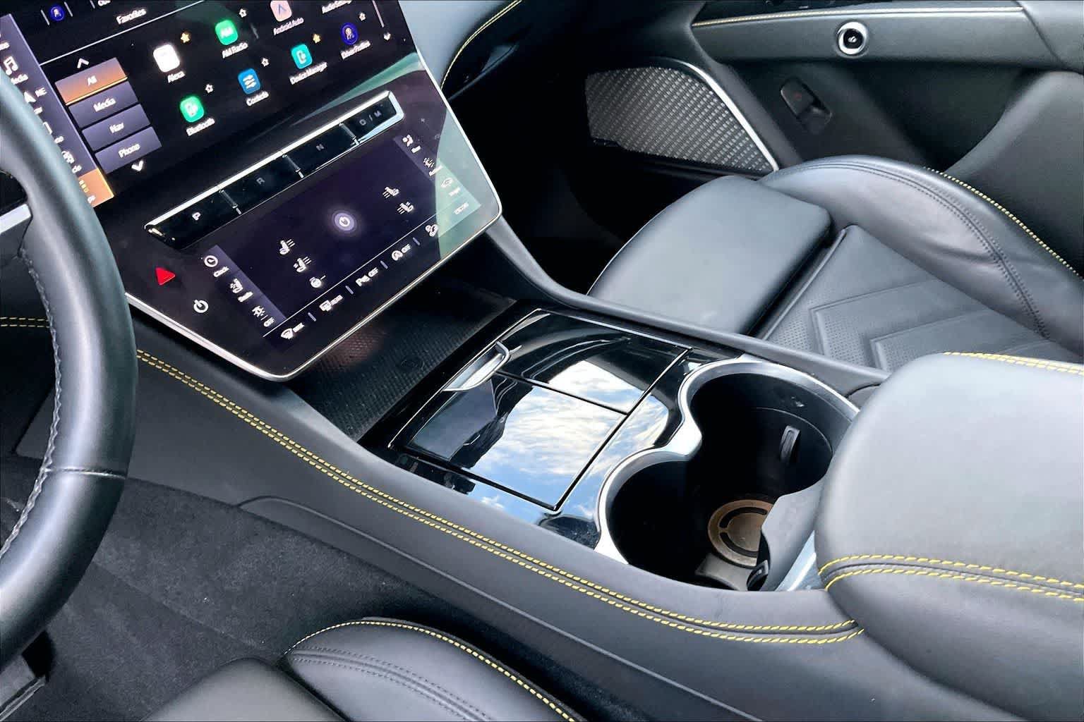 Used 2023 Maserati Grecale Modena AWD/4WD image 16