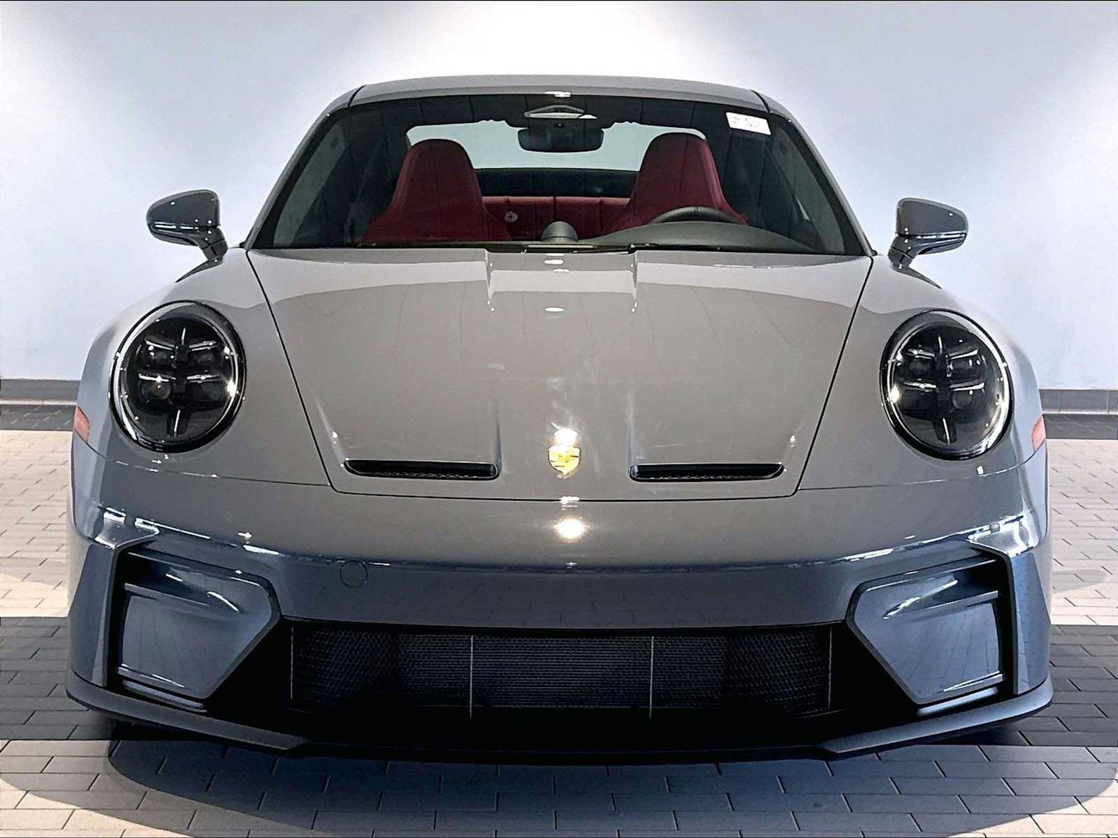 New 2026 Porsche 911 GT3 RWD image 10