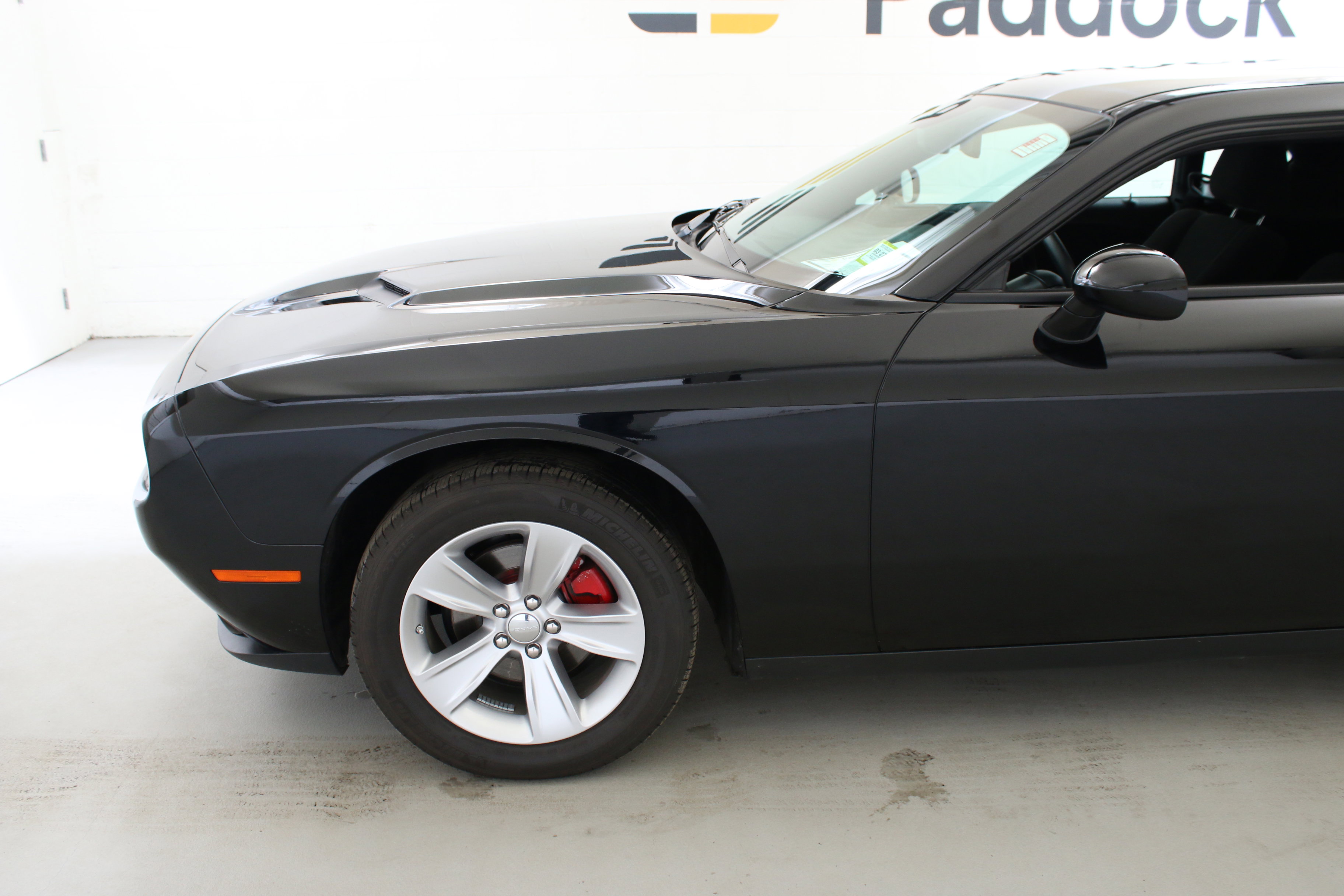 Used 2023 Dodge Challenger SXT image 4