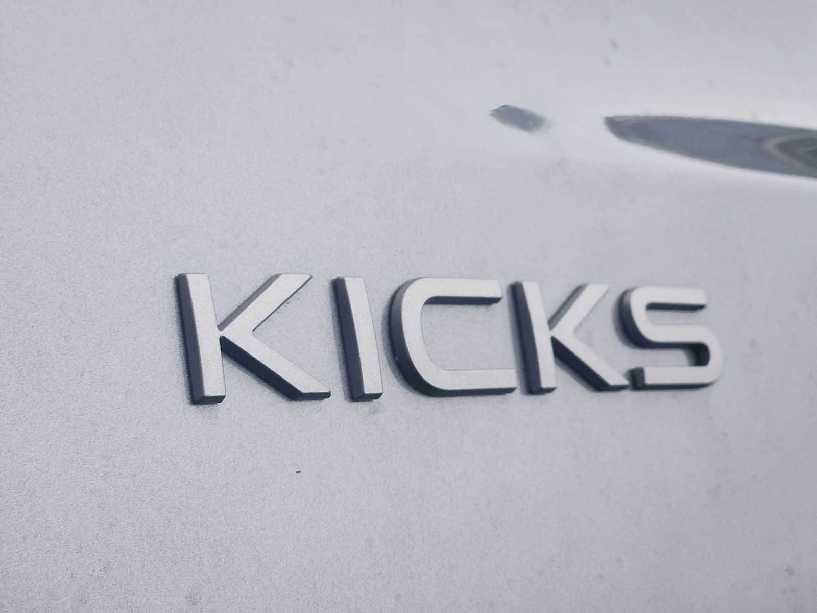 Certified 2025 Nissan Kicks SV w/ Illumination Package AWD/4WD image 30