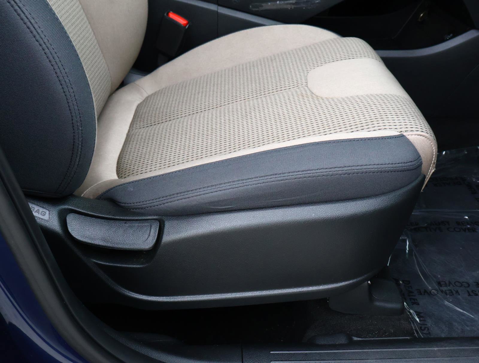 Used 2023 Hyundai Santa Fe SEL w/ Cargo Package image 16