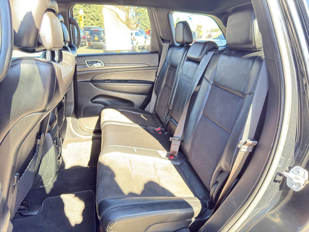 Used 2021 Jeep Grand Cherokee Laredo X image 13