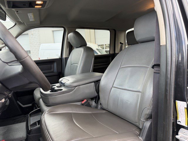 Used 2015 RAM 2500 Tradesman w/ Chrome Appearance Group image 13