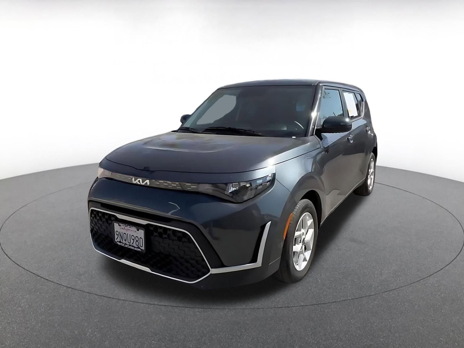 Used 2025 Kia Soul LX w/ LX Technology Package image 7