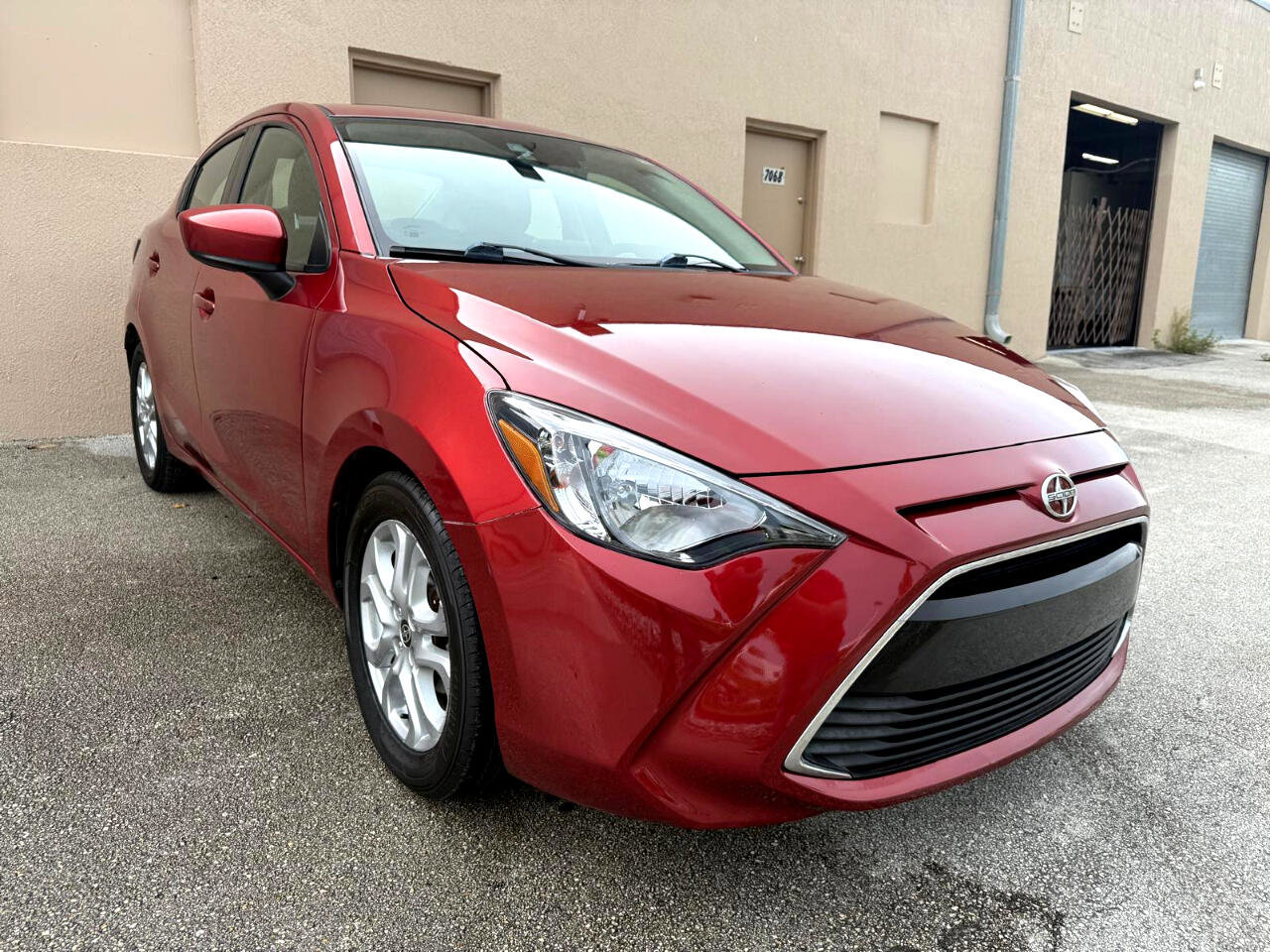 Used 2016 Scion iA 4dr Sdn Man (Natl) image 13