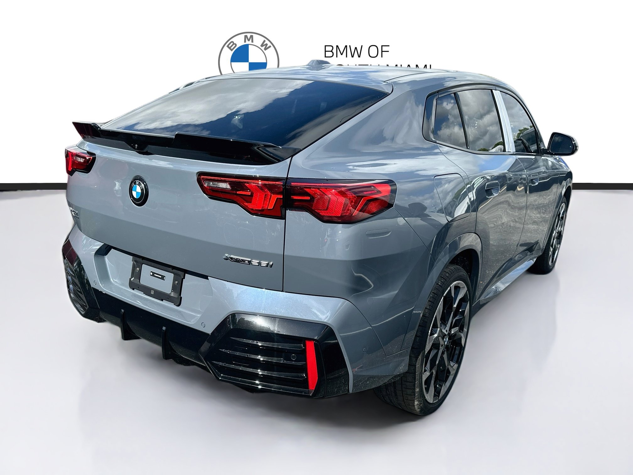 New 2026 BMW X2 xDrive28i w/ Technology Package AWD/4WD image 6