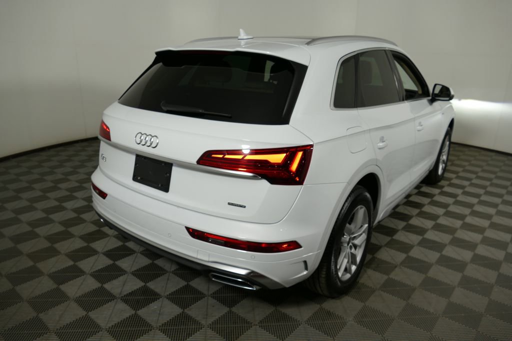 Certified 2023 Audi Q5 2.0T Premium w/ Convenience Package AWD/4WD image 32