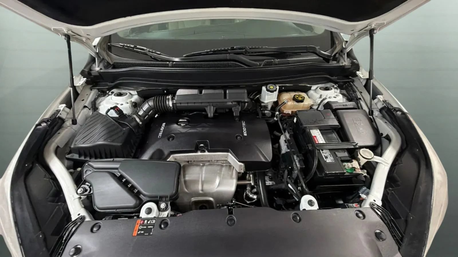 Used 2017 Buick Envision Essence FWD image 23