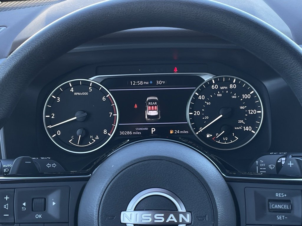 Used 2023 Nissan Rogue SV image 15