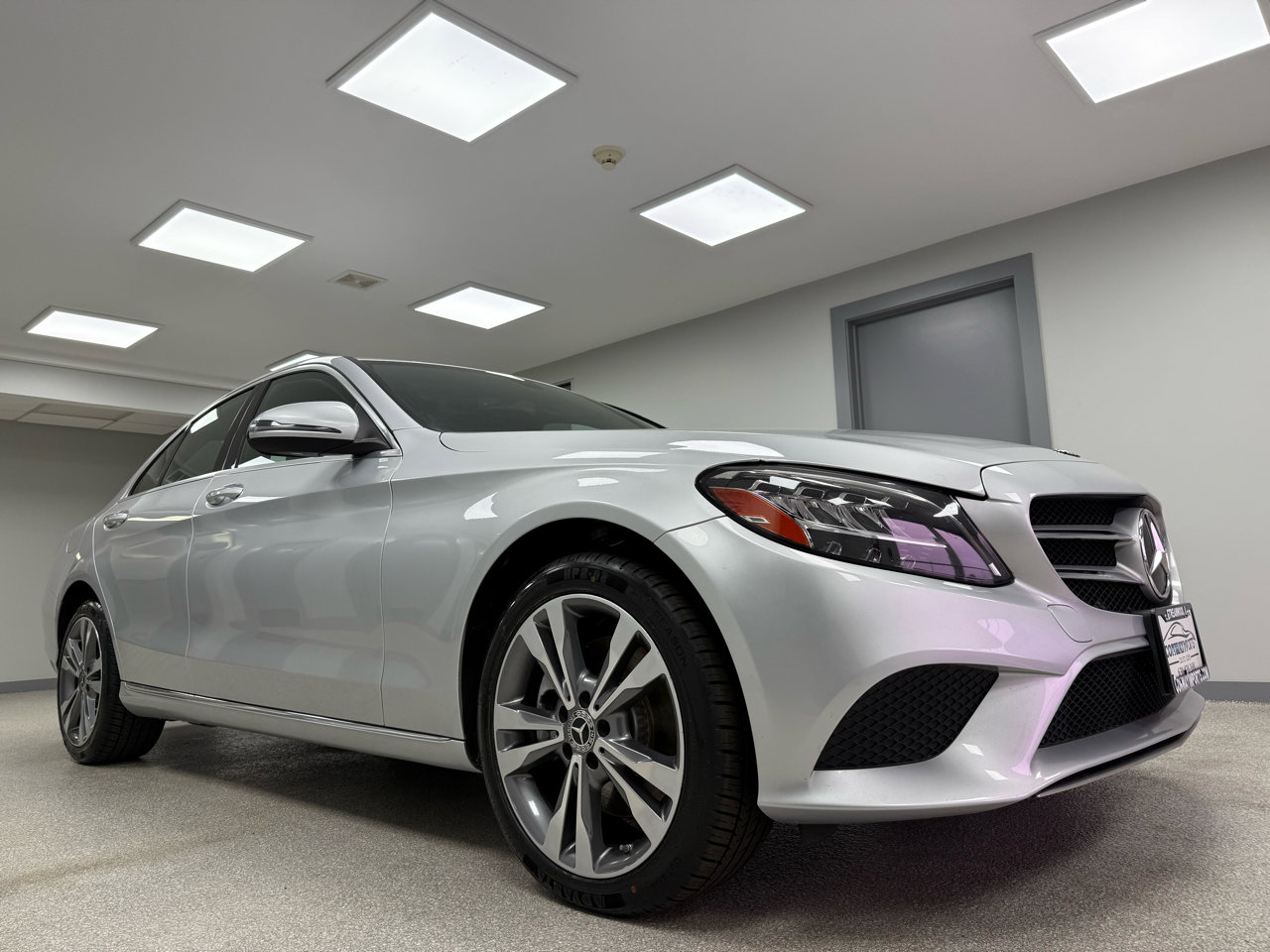 Used 2021 Mercedes-Benz C 300 C300 4MATIC Sedan image 4
