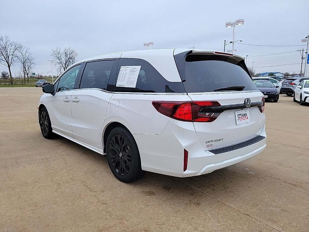 Used 2025 Honda Odyssey Sport-L image 8