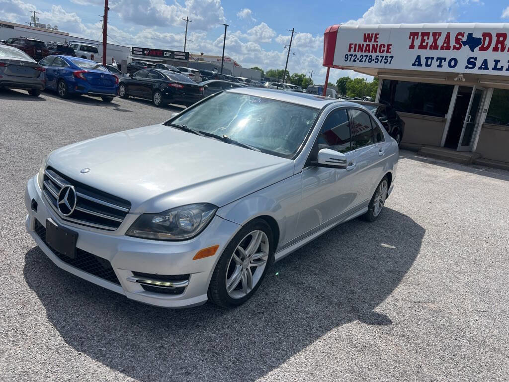 Used 2014 Mercedes-Benz C 300 4MATIC Sedan image 1