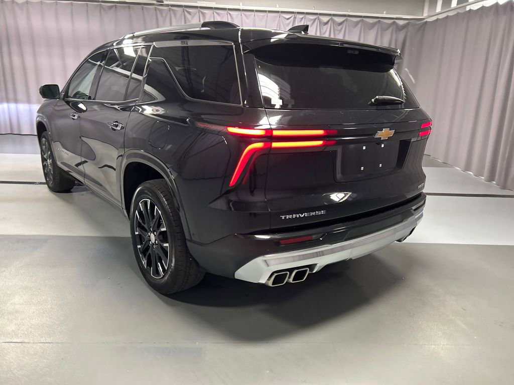 Used 2024 Chevrolet Traverse RS image 5
