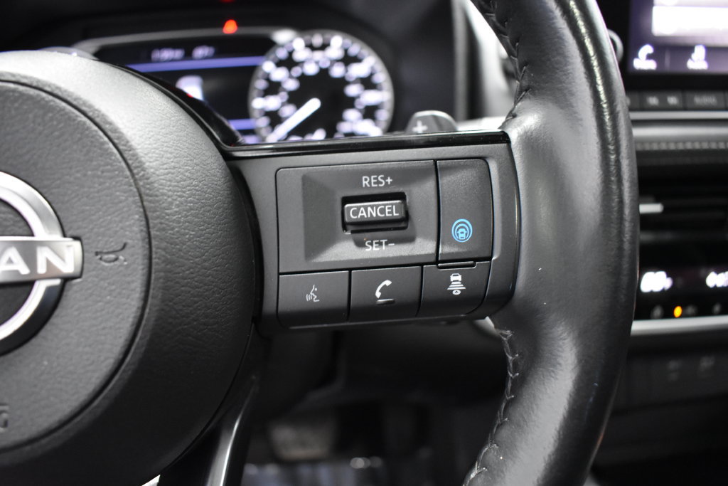 Certified 2023 Nissan Rogue SV w/ SV Premium Package AWD/4WD image 30