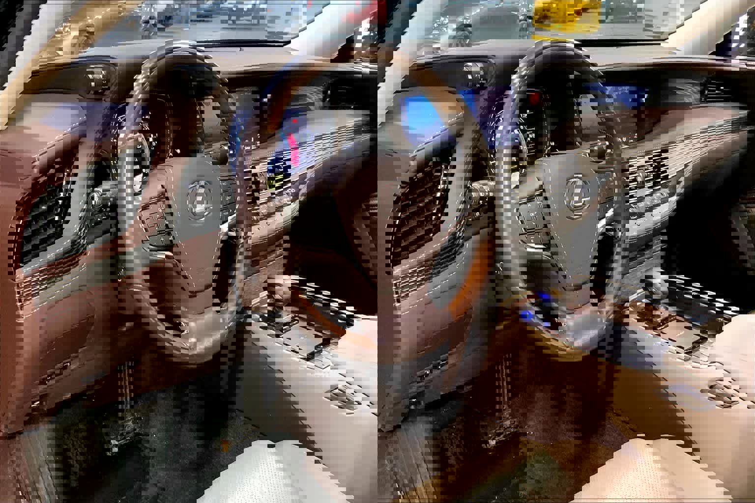 Used 2019 Lexus LS 500 AWD image 15