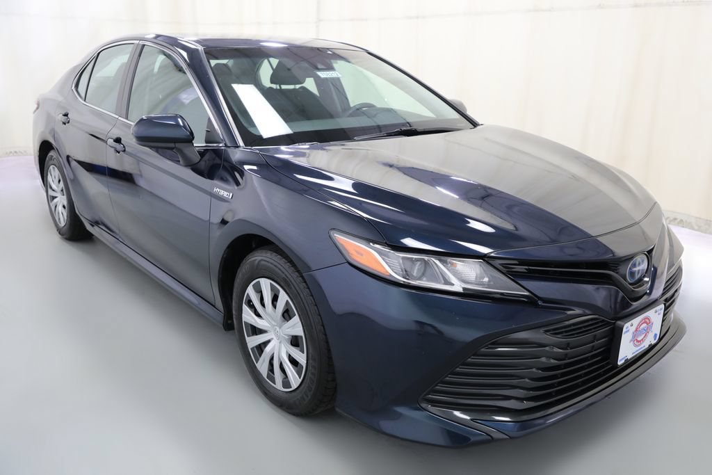 Used 2020 Toyota Camry LE FWD image 16