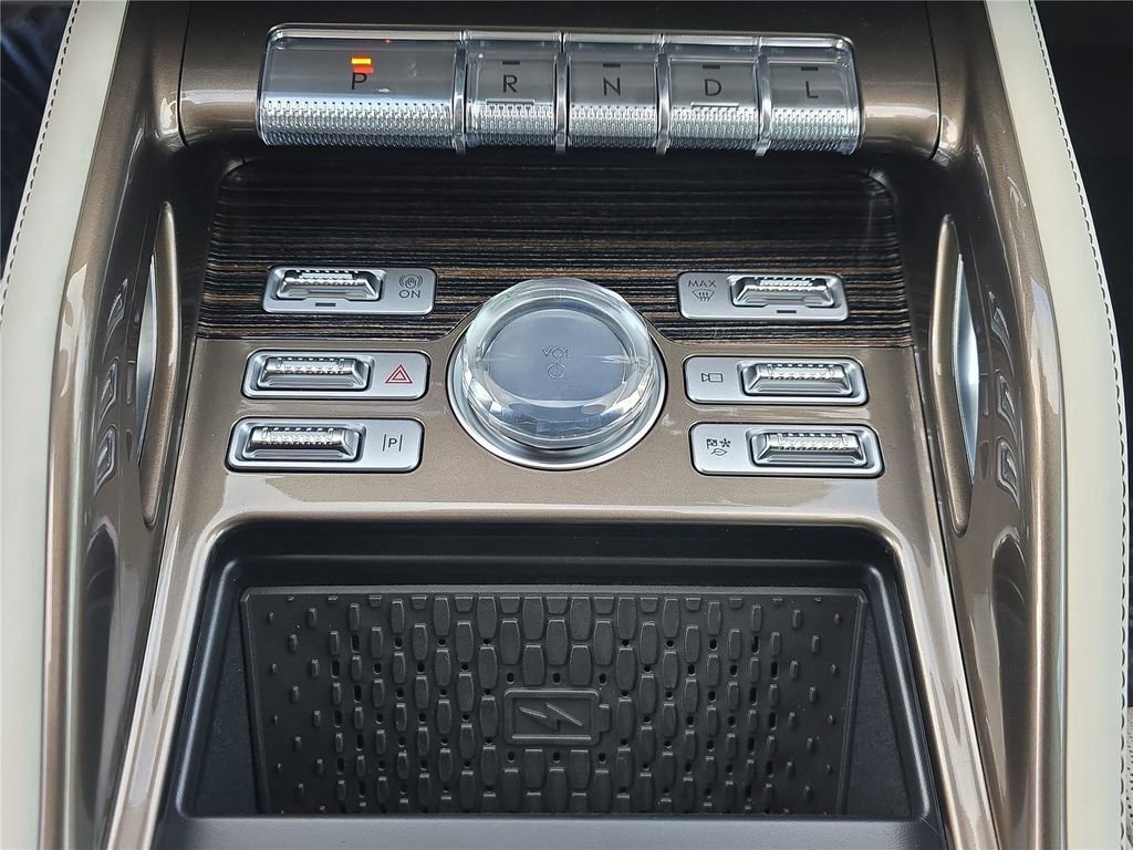 New 2026 Lincoln Nautilus Black Label image 17