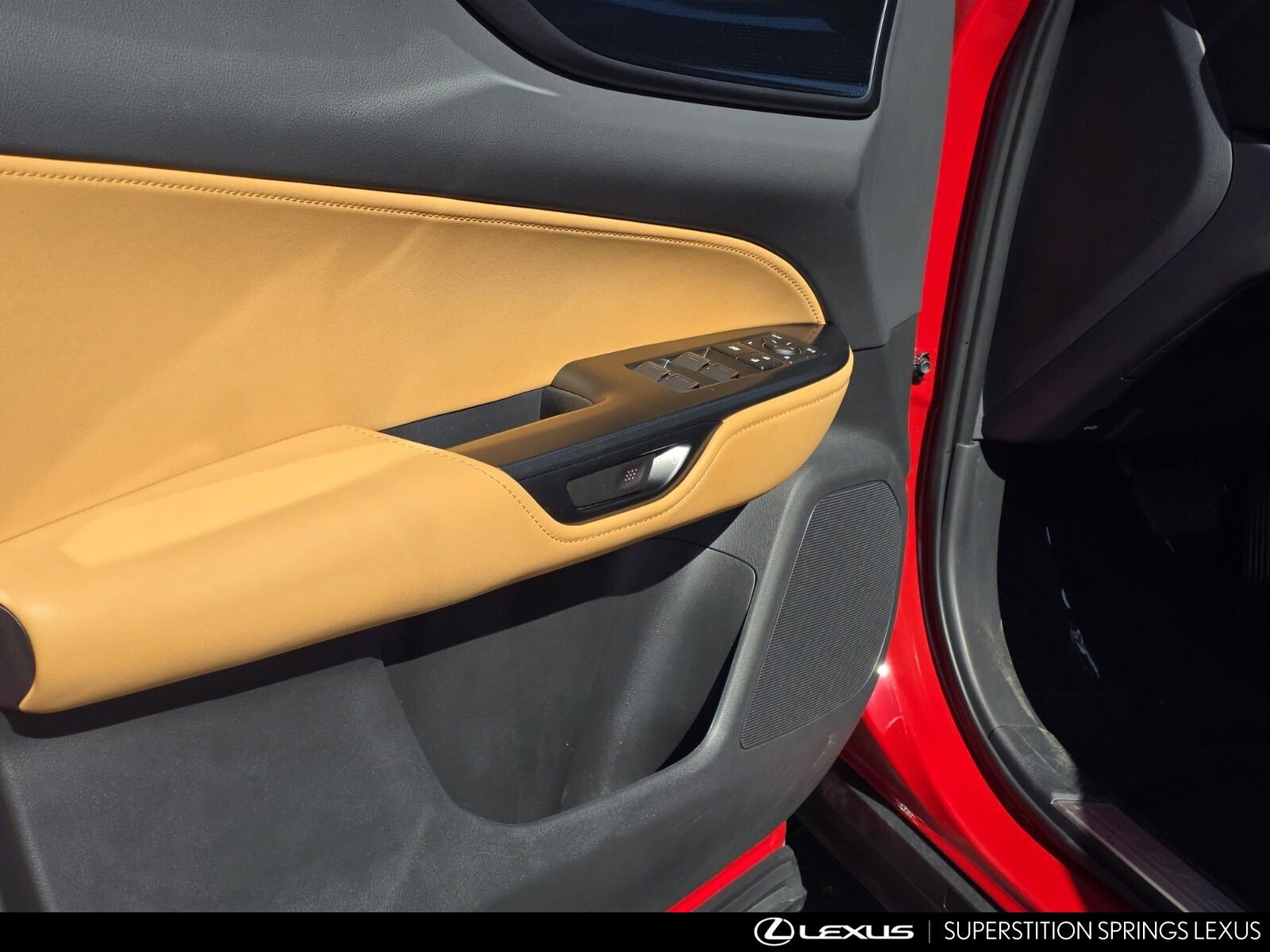 Used 2025 Lexus NX 250 FWD w/ Accessory Package (2T) image 11