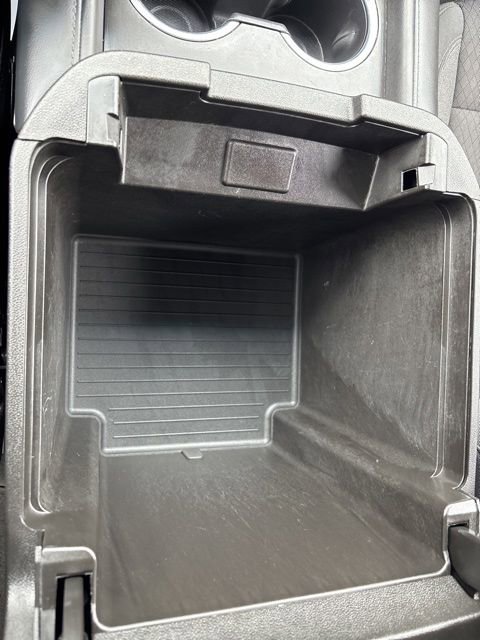Used 2022 Chevrolet Suburban LS AWD/4WD image 29