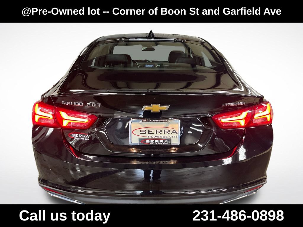 Used 2021 Chevrolet Malibu Premier FWD image 4