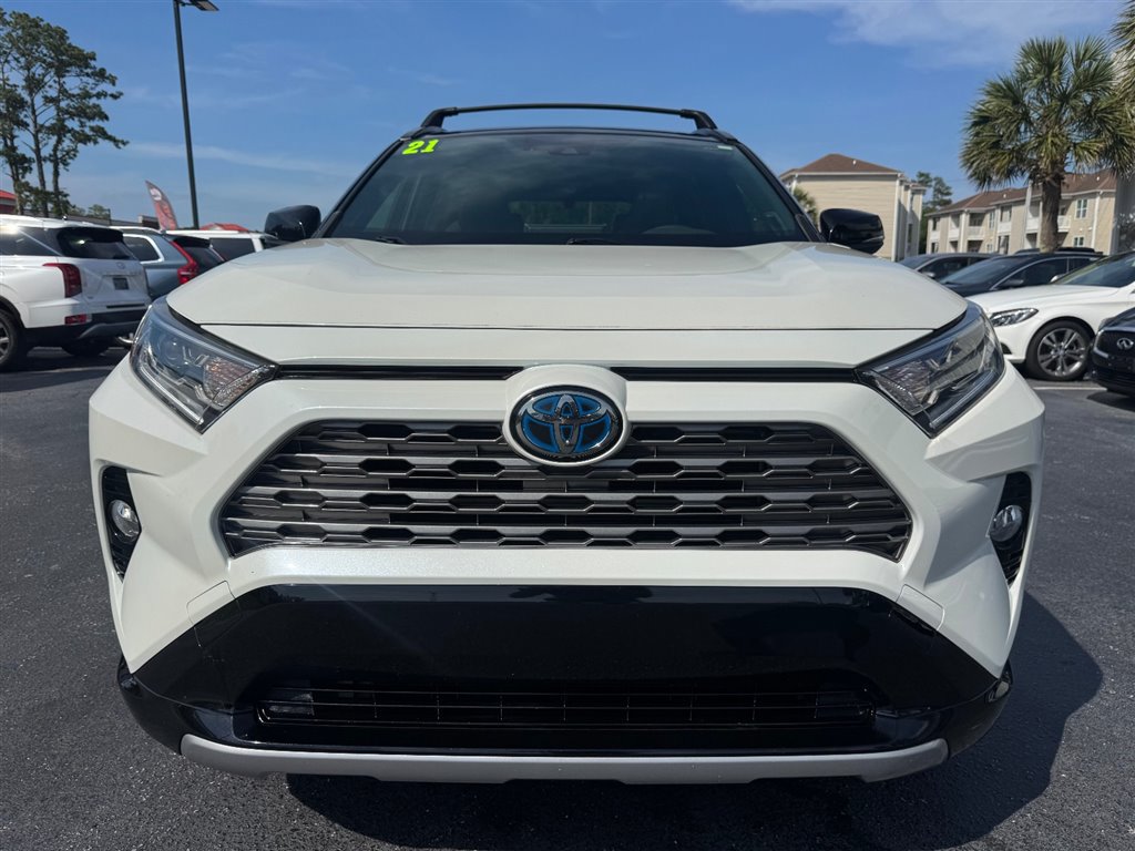 Used 2021 Toyota RAV4 XSE w/ XSE Grade Weather Package AWD/4WD image 3