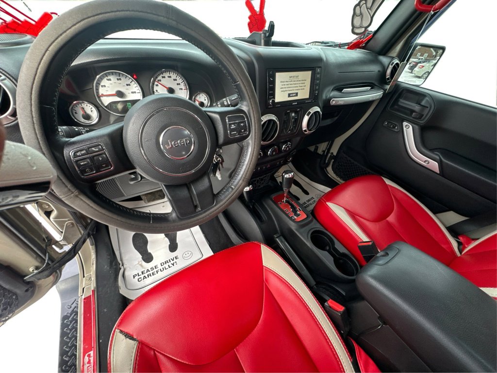 Used 2018 Jeep Wrangler Unlimited Rubicon w/ Cold Weather Group image 33