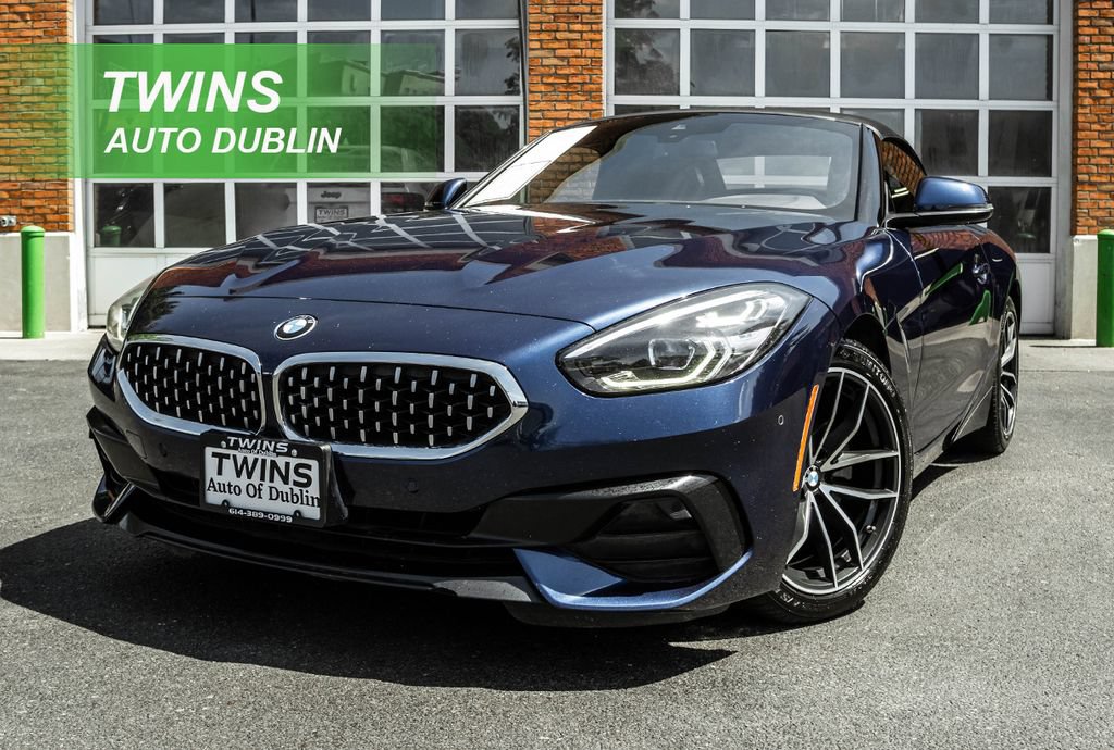 Used 2019 BMW Z4 sDrive30i w/ Convenience Package RWD image 1