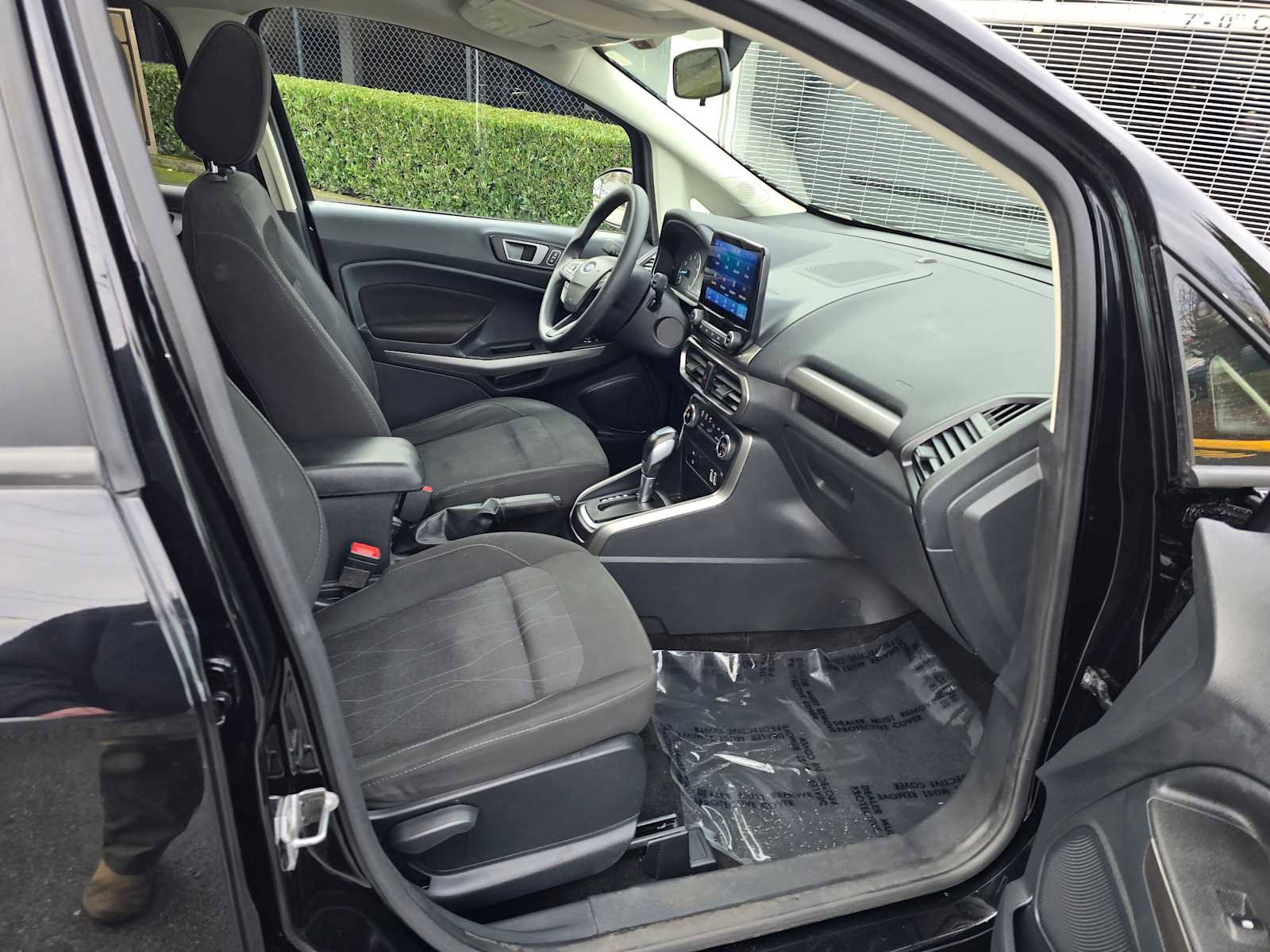 Used 2021 Ford EcoSport SE w/ SE Convenience Package image 11