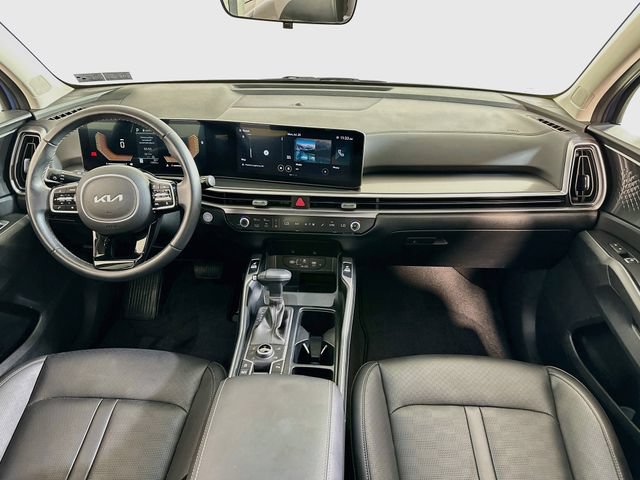 Used 2025 Kia Sorento S w/ Panoramic Sunroof Package AWD/4WD image 14