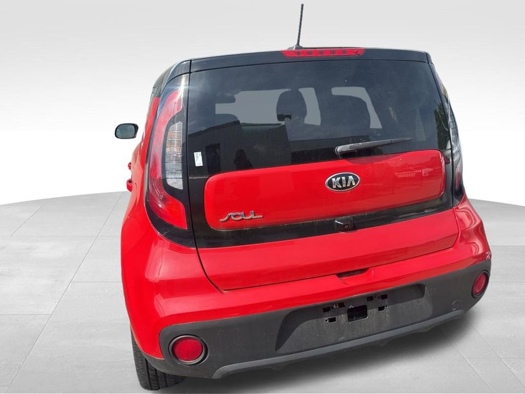 Used 2018 Kia Soul + image 13