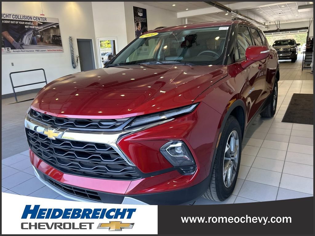Used 2024 Chevrolet Blazer LT AWD/4WD image 6