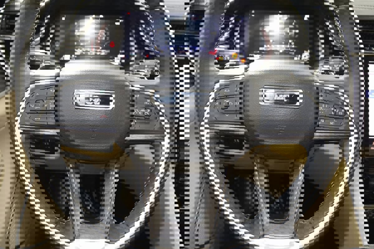 Used 2022 Jeep Grand Cherokee L Limited image 51