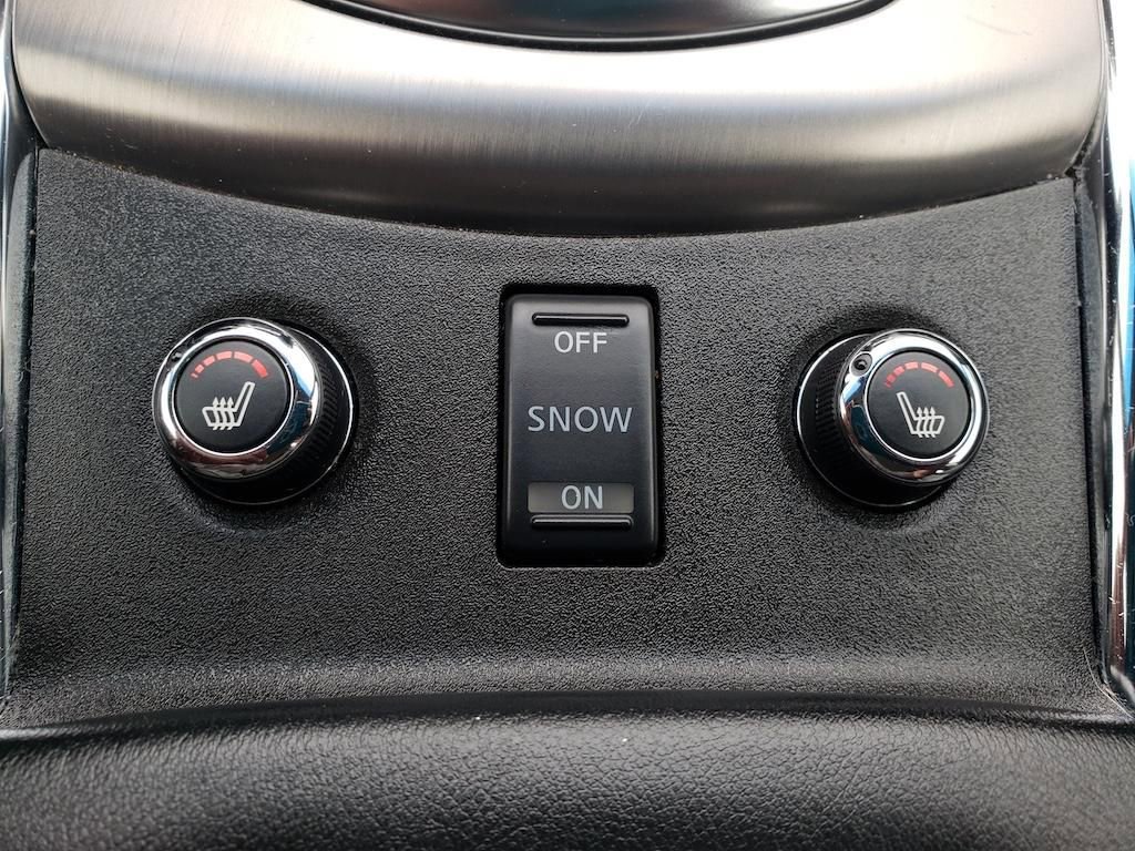 Used 2013 INFINITI G37 x w/ Premium Pkg image 31