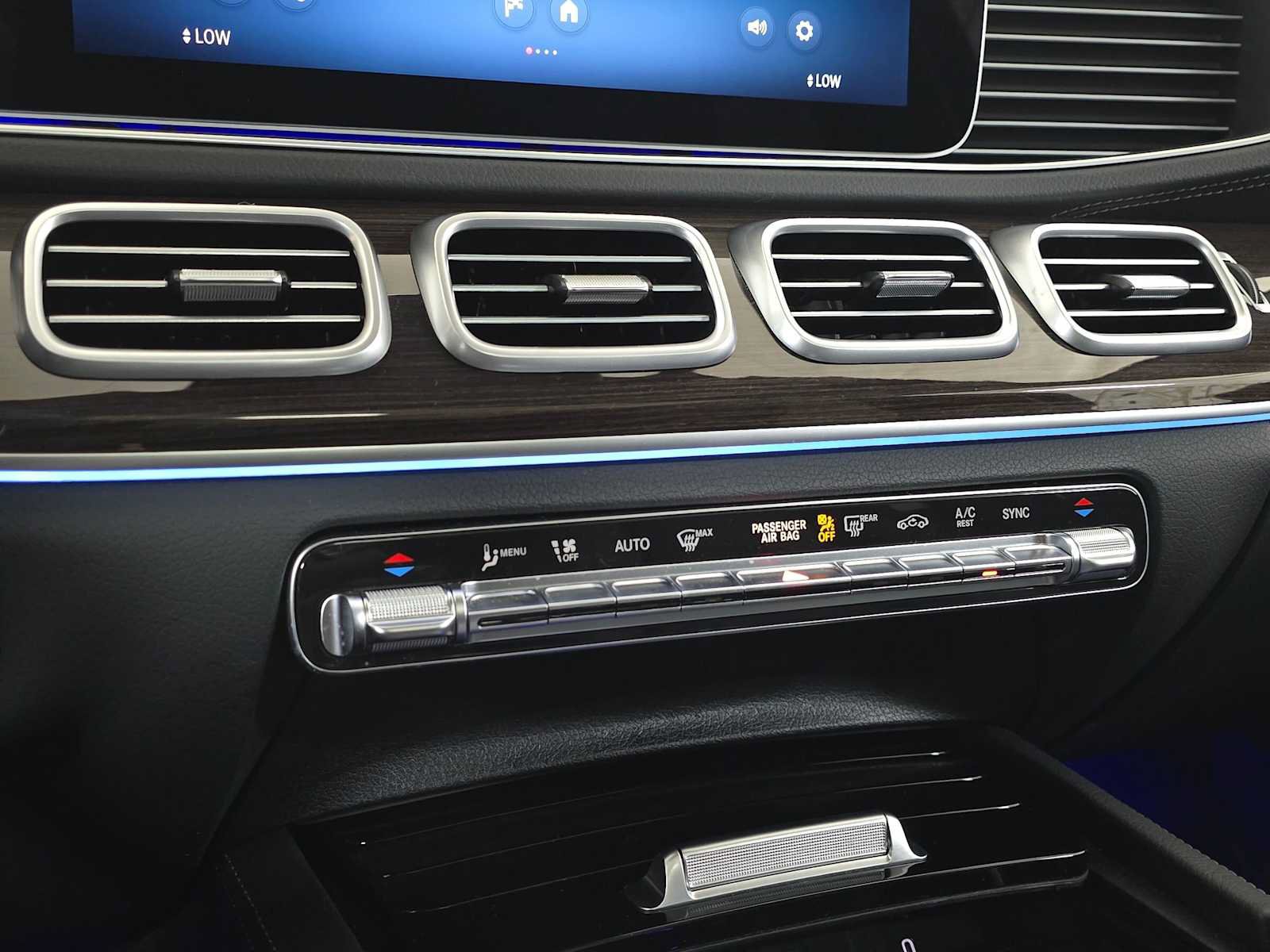 Used 2026 Mercedes-Benz GLS 450 4MATIC image 32
