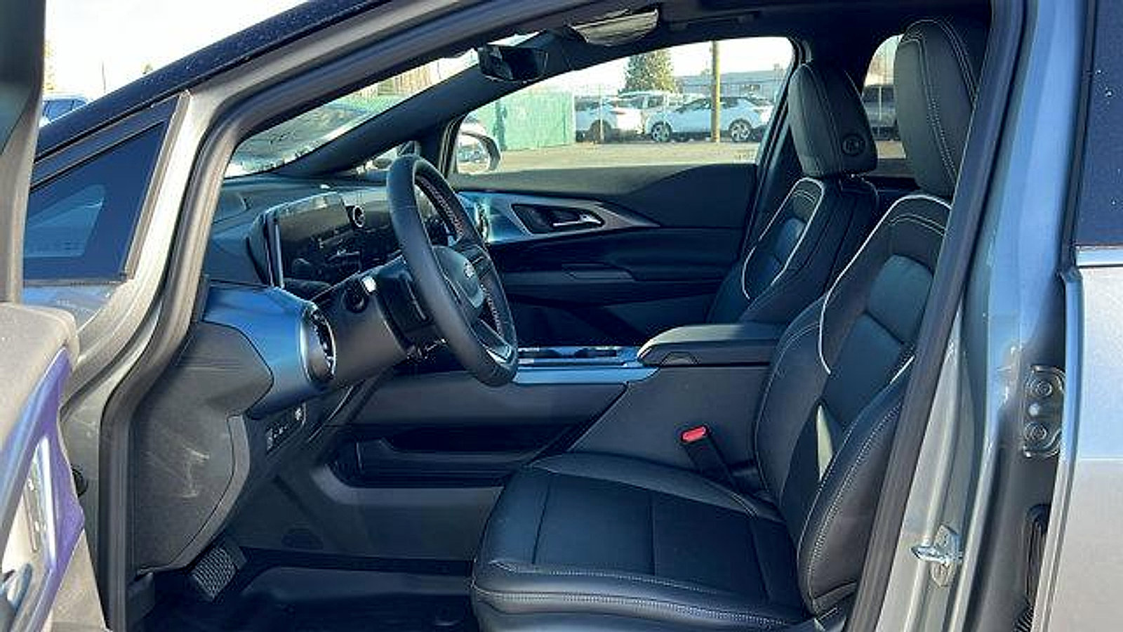 New 2026 Chevrolet Equinox EV LT image 28