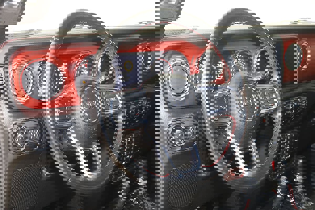 Used 2022 Jeep Gladiator Rubicon w/ Cold Weather Group image 6