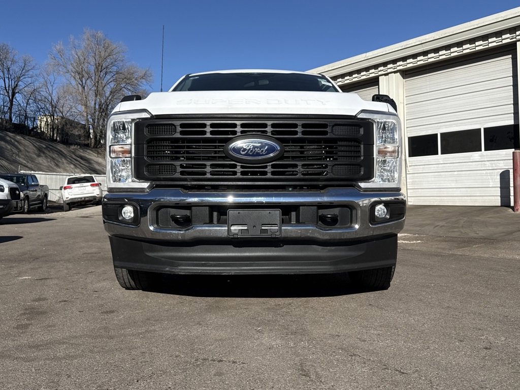 Used 2023 Ford F250 XL image 2