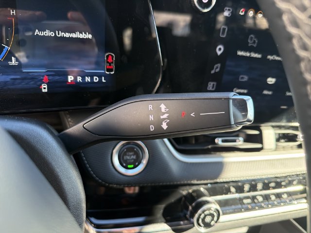 Used 2025 Chevrolet Equinox LT w/ Safety and Technology Package FWD image 29
