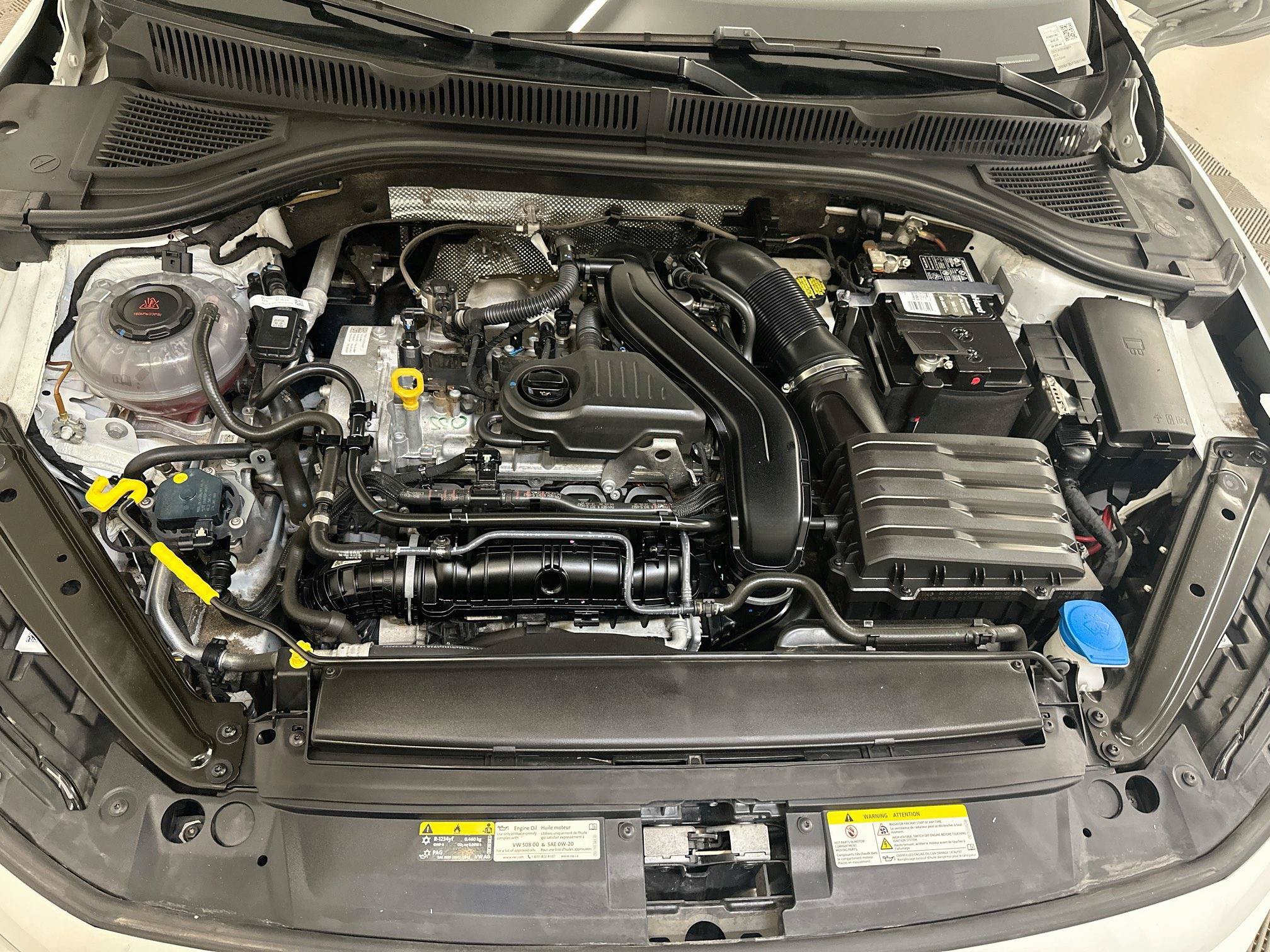 Used 2025 Volkswagen Jetta Sport FWD image 33